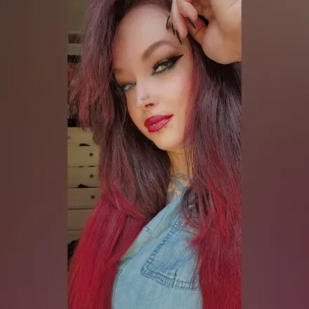 OnlyFans of raynemurderfree