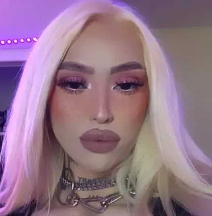 OnlyFans cuenta mycrybvby avatar 1