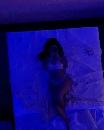 OnlyFans cuenta alibelgabriela header 2