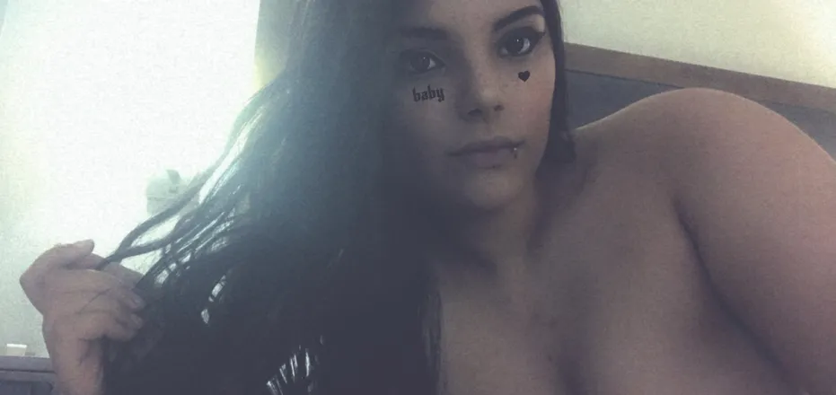 OnlyFans cuenta serafinaxox header 2