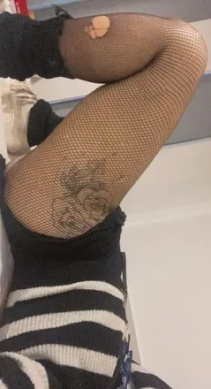 OnlyFans cuenta holliesd header 2