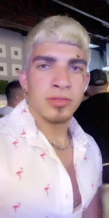 OnlyFans cuenta aarongucci header 2