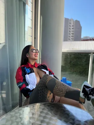 OnlyFans account  maferalvarexxx avatar 1