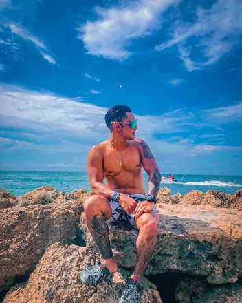 OnlyFans cuenta jhoanch header 2