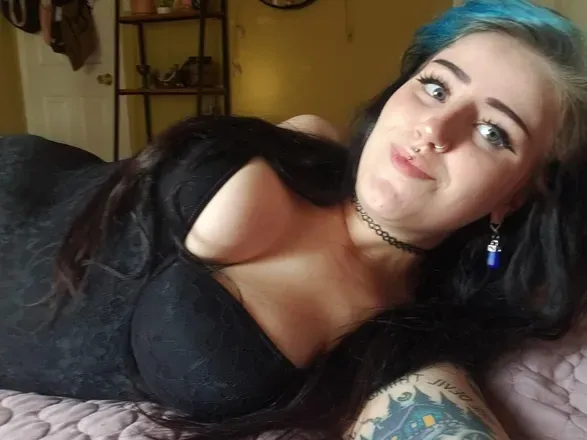 OnlyFans account  flowersncowardz avatar 1