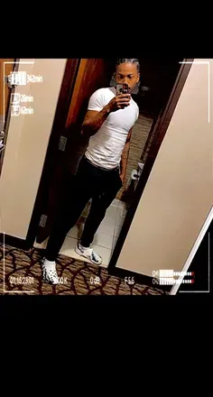OnlyFans account  d1eli avatar 1