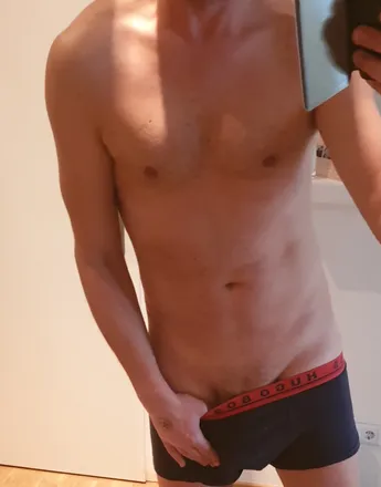 OnlyFans cuenta boy_justlian header 2
