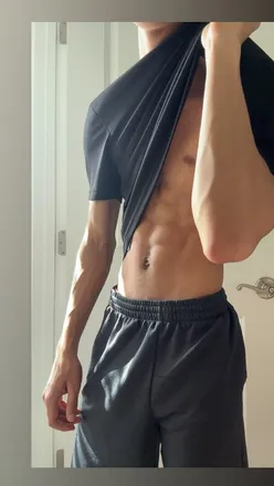 OnlyFans account  collegeboyxp header 2