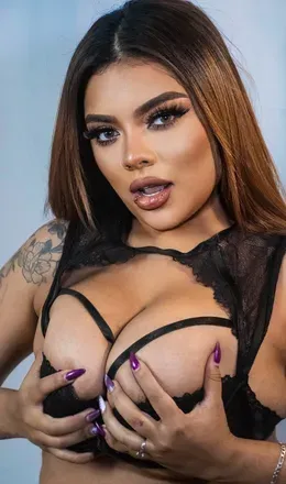 OnlyFans cuenta bhiankha avatar 1