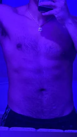OnlyFans account  mikeeeee header 2