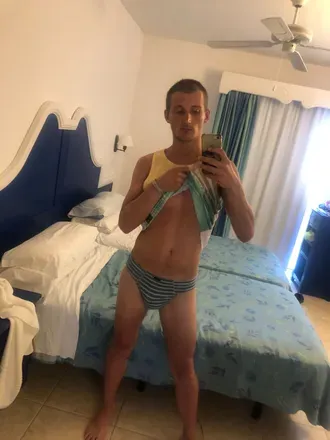 OnlyFans cuenta btmboy4eva avatar 1