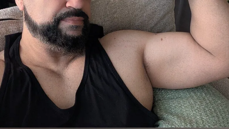 OnlyFans account  fuzzzy header 2