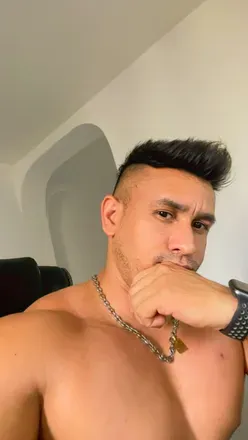 OnlyFans cuenta u225448371 avatar 1
