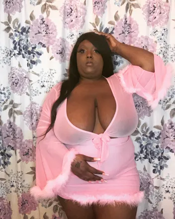 OnlyFans cuenta ciinnamonnlovee header 2