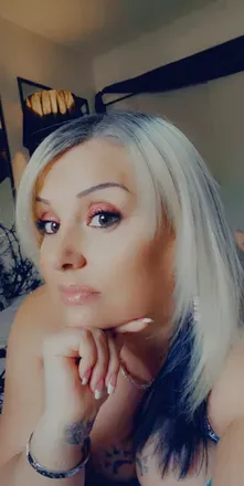 OnlyFans account  roxythefoxy avatar 1