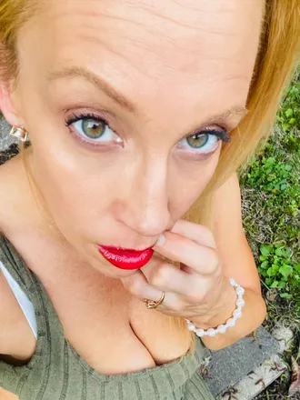 OnlyFans of ninabanks