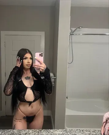 OnlyFans account  yourfavoritepiscesgirl avatar 1