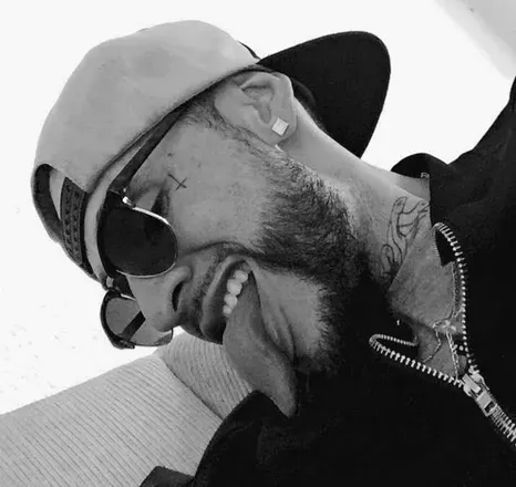 OnlyFans account  sufre header 2