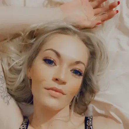 OnlyFans cuenta godisawoman1 header 2