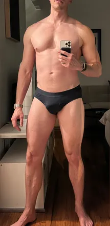 OnlyFans cuenta needtobebred header 2