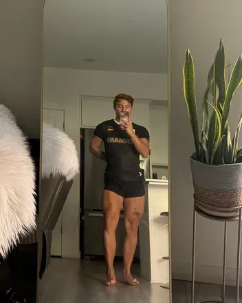 OnlyFans of ernielove94