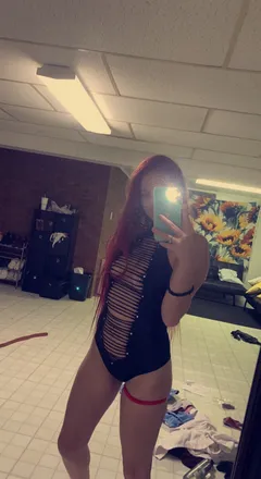 OnlyFans cuenta aurora.rosee header 2