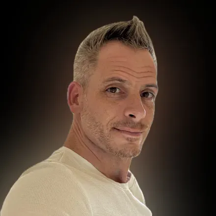 OnlyFans account  theredtoolguy avatar 1