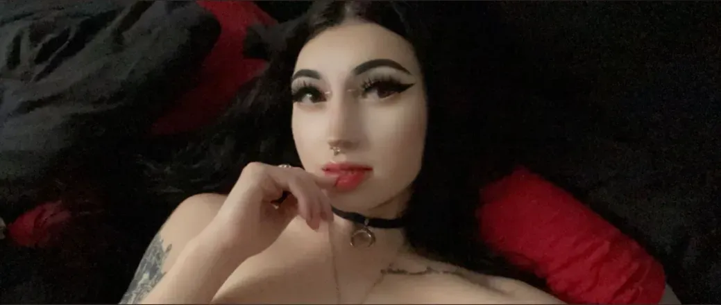 OnlyFans cuenta ghostgirlcult header 2