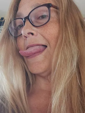 OnlyFans account  gilfcentral header 2