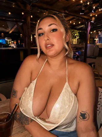 OnlyFans cuenta carlasimonetti23 avatar 1