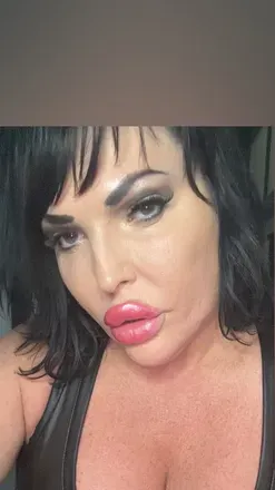 OnlyFans account  british-enhanced-ts avatar 1