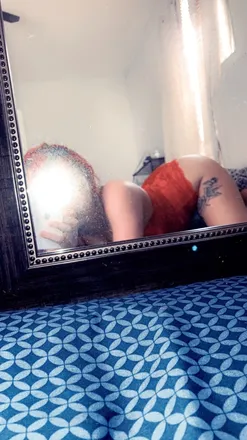 OnlyFans cuenta urfavoriteredhead96 header 2