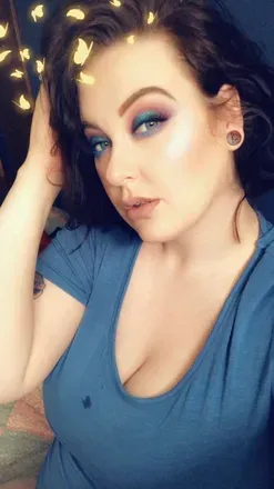 OnlyFans cuenta nerrrdywifey avatar 1