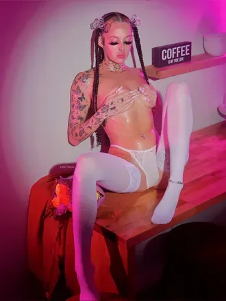 OnlyFans cuenta thabiggestbrattx avatar 1