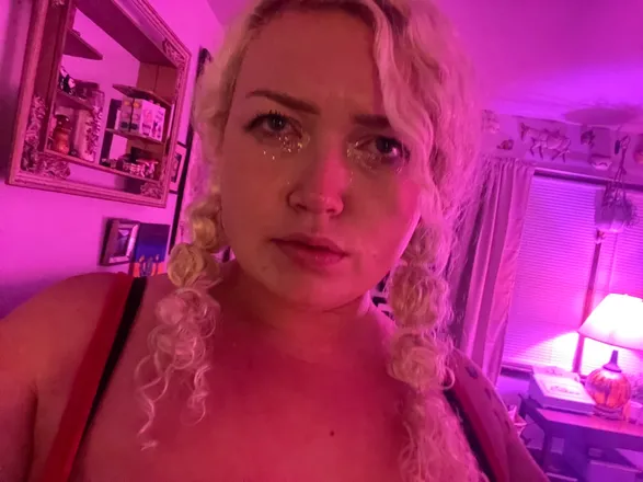 OnlyFans cuenta chelsee69420 header 2