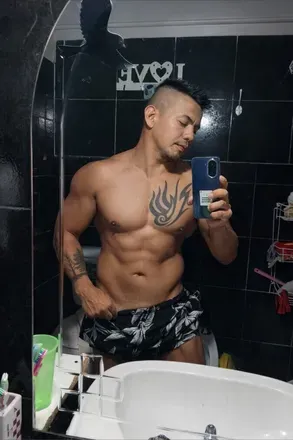 OnlyFans account  drmiguee avatar 1