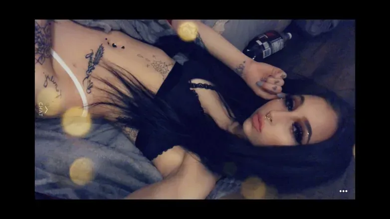 OnlyFans cuenta tatted_bri header 2