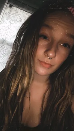 OnlyFans cuenta gothqueen691 header 2