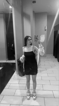 OnlyFans cuenta freebaddie header 2