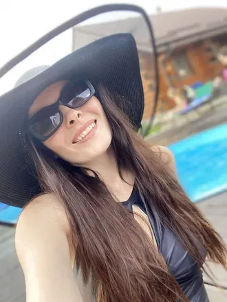 OnlyFans cuenta elenamassage avatar 1