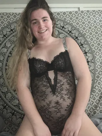 OnlyFans account  xxbhadbhabiexx header 2