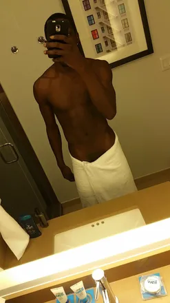 OnlyFans cuenta drestrokes1031 header 2