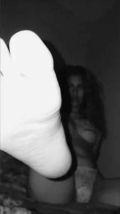 OnlyFans cuenta ivonnefet header 2