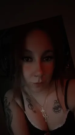 OnlyFans cuenta xwitchyx13 header 2