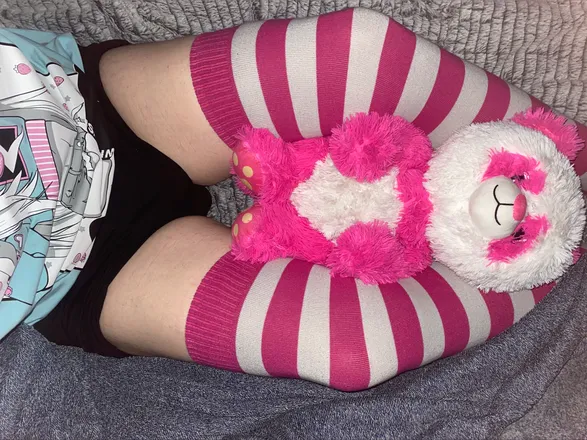 OnlyFans cuenta mysticthighs header 2