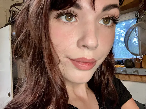 OnlyFans account  velvetdahlia header 2