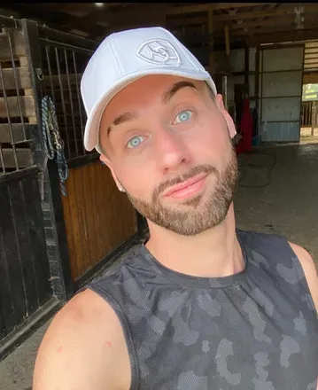 OnlyFans account  dxavierd avatar 1