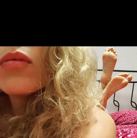 OnlyFans cuenta blondfeet2 header 2