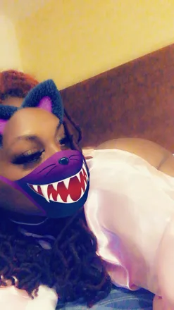 OnlyFans cuenta theyenv.yoshii header 2