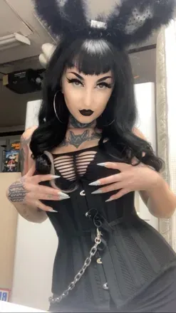OnlyFans cuenta bloodthirstybunny avatar 1